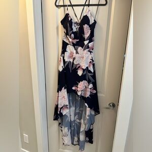 Chelsea halter flower dress. SVDW inspired.